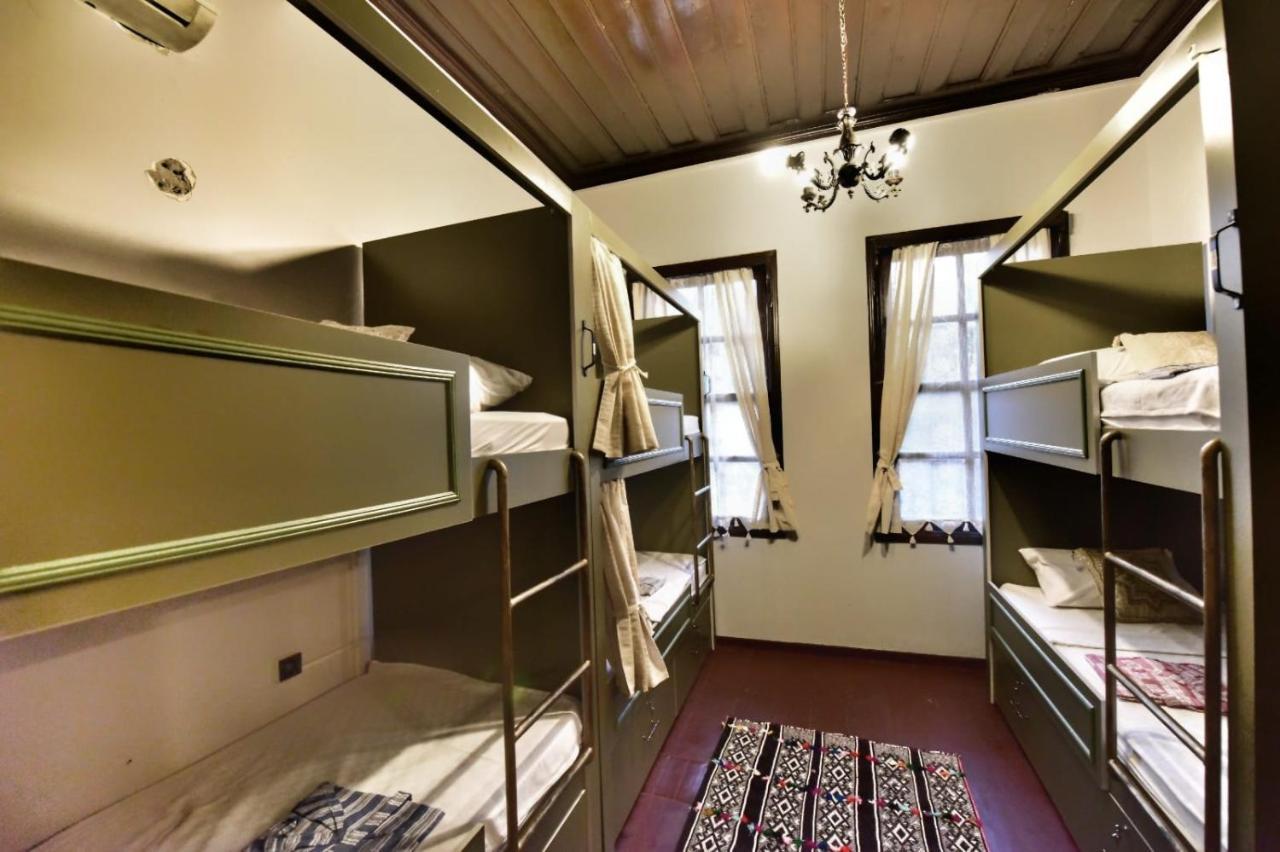 אנטליה Lords Hostel & Pub מראה חיצוני תמונה
