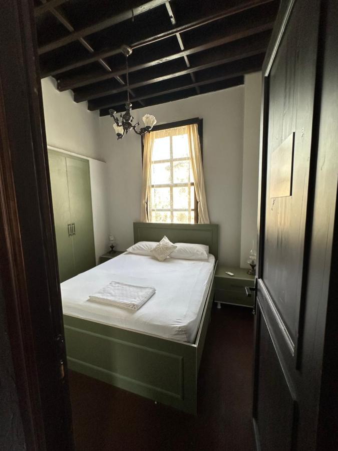אנטליה Lords Hostel & Pub מראה חיצוני תמונה
